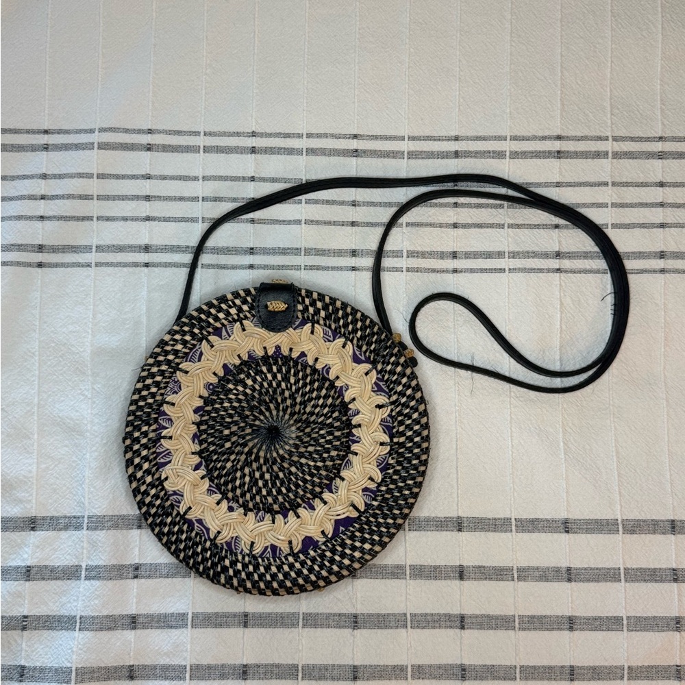 Round Woven Bag